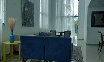 Imagem 5: Casa de condomínio para venda possui 230 metros quadrados com 4 quartos