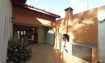 Imagem 4: Casa térrea para locação e venda, 3 suítes, 5 banheiros, 4 vagas, jardim, piscina, 223 m²