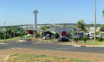 Imagem 4: Térrea para venda tem 585 metros quadrados com 4 quartos