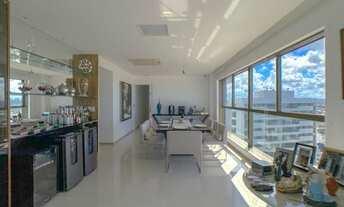 Imagem 2: BEIRA MAR / 4 SUÍTES / 1 APTO POR ANDAR / 3 VAGAS / CONFORTO E LAZER / QUALIDADE DE VIDA !