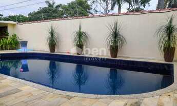 Imagem: Venda - Casa 3 Dormitórios Piscina