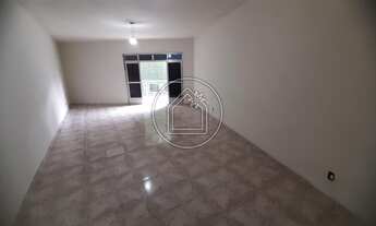 Imagem 4: Apartamento com varanda