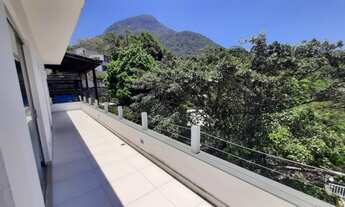 Imagem 7: Oportunidade! Maravilhosa e moderna casa em São Conrado! ENERGIA SOLAR. Poucos metros da p