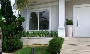 Imagem 2: Casa com 7 dormitórios, sendo 3 suítes - Jurerê - Florianópolis - SC