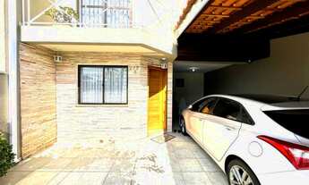 Imagem 3: Sobrado duplex Novo Mundo, 4 dormitórios sendo uma suíte com sacada, escritório, lindo esp