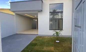 Imagem 2: Casa para venda com 225 metros de lote com 3 quartos em Vila Alzira - Aparecida de Goiânia