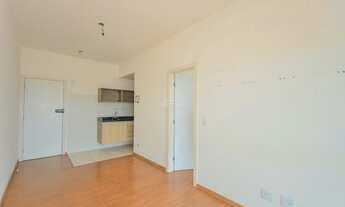 Imagem 2: APOLAR VENDE APARTAMENTO NO EDIFÍCIO CENTRAL STATION EM CURITIBA