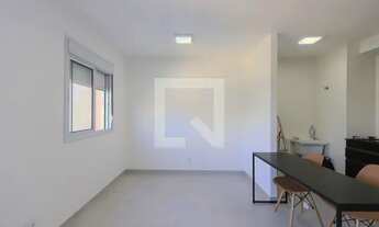 Imagem 2: Apartamento para Aluguel - Água Fria, 1 Quarto, 34 m2