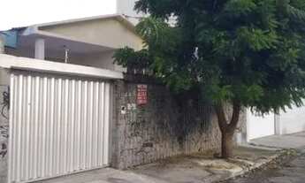 Imagem: ALUGA-SE CASA PLANA NO BAIRRO DE FÁTIMA