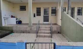 Imagem 2: Casa para aluguel com 2 quartos e garagem em Centro - Nova Iguaçu - RJ