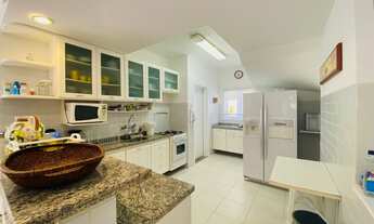 Imagem 6: Casa dentro de condomínio a poucos metros do mar, disponível para réveillon