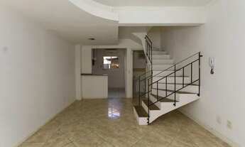 Imagem 3: Casa com 2 Quartos para Alugar no bairro Rio Branco com 106m²