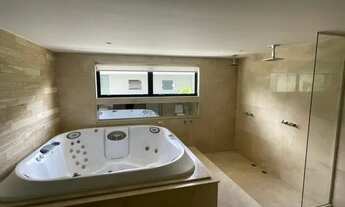 Imagem 7: Sweet Home casa de condomínio para venda possui 700 m2 com 4 suites na Barra da Tijuca RJ