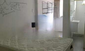 Imagem 5: Excelente apartamento em rua super arborizada, com uma excelente localização em Copacabana