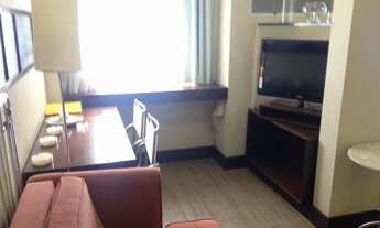 Imagem 3: Flat nos Jardins a 1 quadra da Av. Paulista! 1 dormitório, copa, piso de madeira!