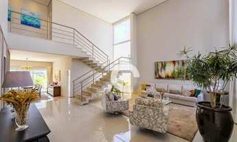 Imagem: Casa com 4 suítes à venda, 346 m² por