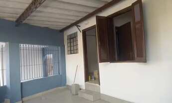 Imagem 6: Linda casa no rainha , individual próx a garagem da Benfica