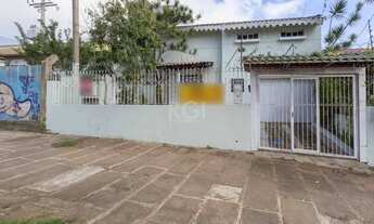 Imagem 2: Casa para Venda - 250m², 3 dormitórios, sendo 2 suites, 2 vagas - Teresópolis