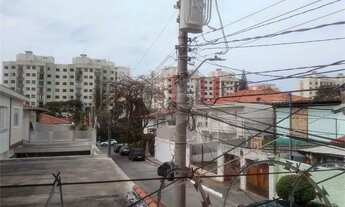 Imagem 10: Sobrado ao lado da Estação Vila Sonia do Metrô