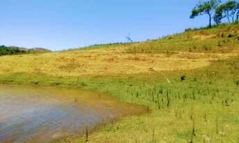 Imagem 5: Chácara beira da represa
