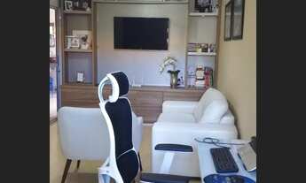 Imagem: Vendo casa condomínio Esmeralda possui