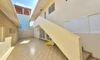 Imagem 7: Casa com 8 dormitórios, 379 m² - venda por R$ 900.000,00 ou aluguel por R$ 4.000,00/mês