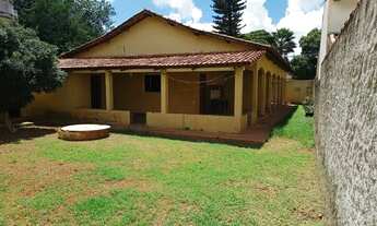 Imagem: Casa para venda tem 450 metros quadrados