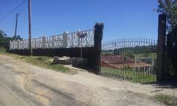 Imagem 3: Chácara com 1.300m² de terreno, com 2 quartos/varanda/piscina e 8 vagas na Chácaras Ingrid