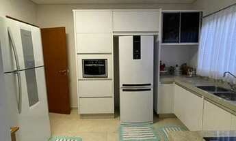 Imagem 4: Casa para venda possui 1000 metros quadrados com 4 quartos