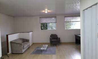 Imagem 5: Sobrado com 4 salas comerciais e 2 residências no Fazendinha