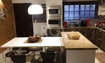 Imagem 7: Excelente casa de 180m² com 3 dormitórios sendo 1 suíte