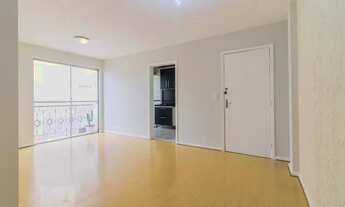 Imagem 2: Apartamento para Aluguel - Água Verde, 3 Quartos, 67 m2