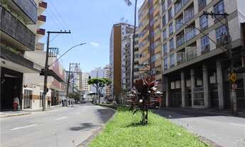 Imagem 2: Dois Quartos em frente ao Colégio Jesuítas