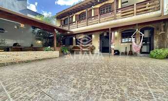 Imagem 2: Casa com 4 Quartos à Venda, Copacabana, próximo à Avenida Portugal