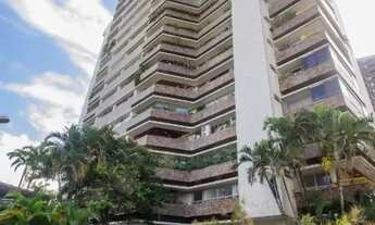 Imagem 2: Apartamento para locação em Monteiro com 4 quartos e varanda