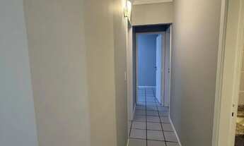 Imagem 7: Apto cm três dormitórios sendo um suíte no Nossa Srª das Graças - 100m²