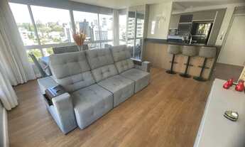 Imagem 2: Apartamento Mobiliado com 92 metros 3 quartos 2 vagas no bairro Passo da Areia - Porto Ale