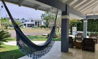 Imagem 3: Casa mobiliada com 4 suítes e piscina à venda, 292 m² - Condomínio Atlântida Lagos Park