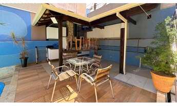 Imagem 6: Casa à venda em Vitória com 3 quartos, piscina aquecida e área gourmet com churrasqueira