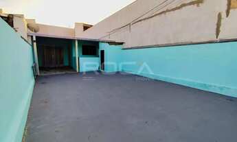 Imagem 3: Casa padrão para alugar no Belvedere, São Carlos: 2 dormitórios, 6 garagens