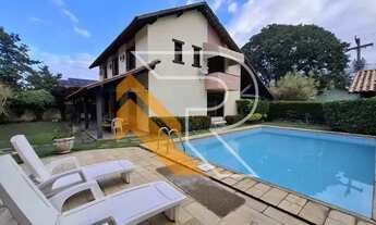 Imagem 2: Aluguel e Venda de Casa de 04 quartos, Condomínio Alto Padrão em Itaipu- Região Oceânica