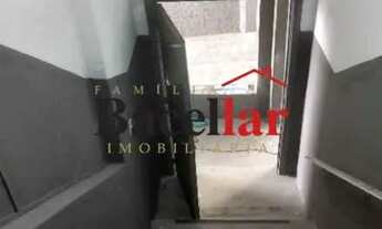 Imagem 7: Galpão : / Comercial / Parada de Lucas