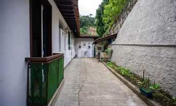 Imagem 4: EXCELENTE CASA - 04 QUARTOS , SENDO 02 SUITES- 03 VAGAS- QUITANDINHA - PETROPOLIS -RJ