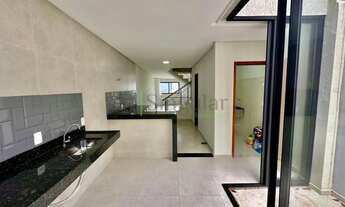 Imagem 7: Casa 3 Quartos 3 Banheiros Bairro São Pedro Juiz de fora/MG- Garagem - Área Externa - Lava