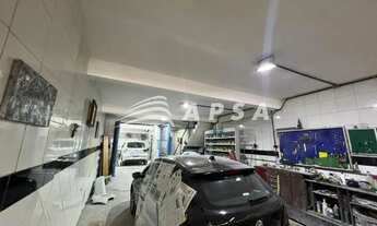 Imagem 7: NA MOVIMENTADA RUA DO CATETE, SURGE UMA LOJA EXCEPCIONAL QUE COMBINA VISIBILIDADE, ESPAÇO