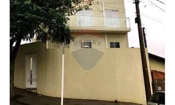 Imagem 2: Sobrado com três dormitorios. Botucatu/SP