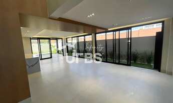 Imagem 4: Sobrado à venda com 212,89m², sendo 3 suítes e 2 vagas de garagem