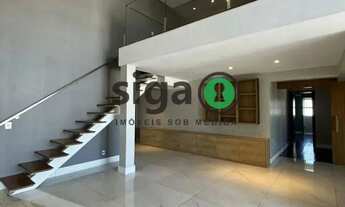 Imagem 4: 185m² com Pé-Direito Duplo, Mezanino e Lazer Completo ? Apenas para Locação