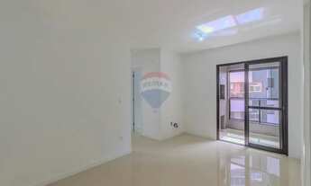 Imagem 2: Apartamento com Sacada e Churrasqueira no Bairro Uglione 2 Dormitórios por R$ 320.000