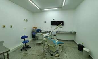 Imagem 5: Sala Comercial com clinica dentaria completa com carteira de clientes